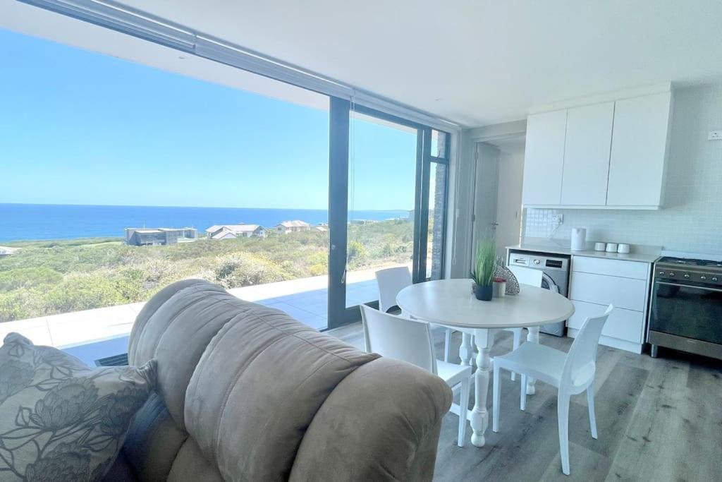 Exclusive Luxury & Lifestyle Suite Mossel Bay Esterno foto